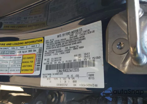 2018 Lincoln Continental Premiere z USA, uszkodzony, nr VIN 1LN6L9VKXJ5612335